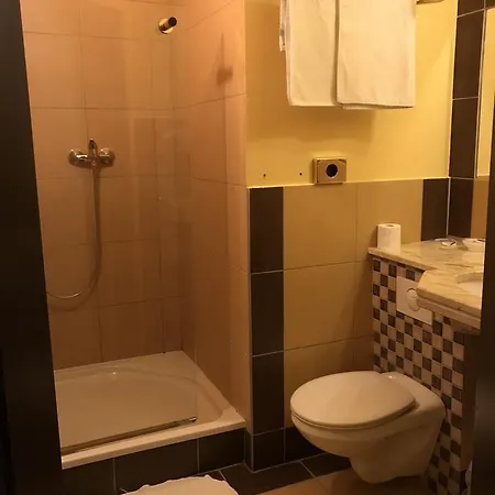 Hotel Podzamcze Tarnau Exterior foto